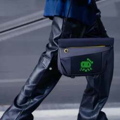 Divoom Pixoo Slingbag V Umhängetasche mit Pixel Display Clearance